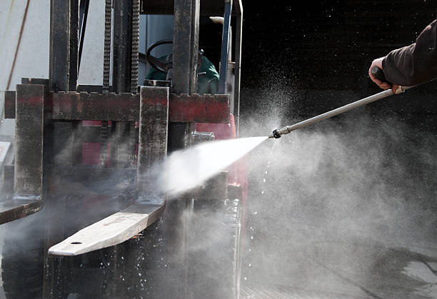 Best Deck Pressure Washing  in Iowa, LA